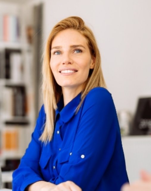 demo attachment 1285 successful businesswoman ceo of company 4udp9kg